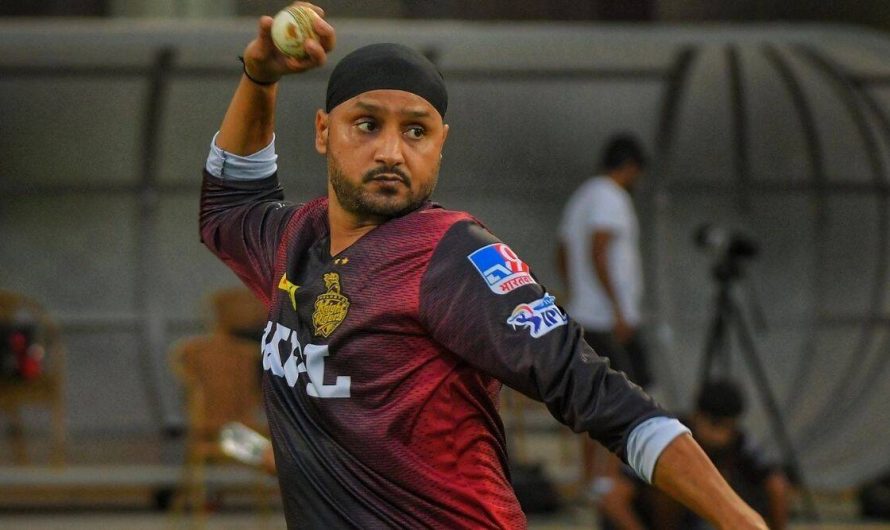 Veteran Harbhajan Singh floors KKR teammate Dinesh Karthik with his work ethic