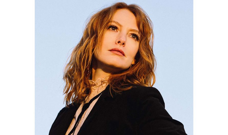 Quarantine Busy Body Alicia Witt Finishes Album, Book