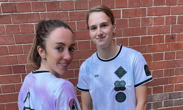 ‘Time for action is now’ – Miedema and Evans join Common Goal movement