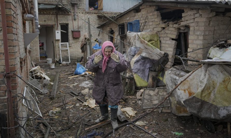 ‘90% of houses are damaged’: Russia’s Syria-honed tactics lay Ukraine towns to waste