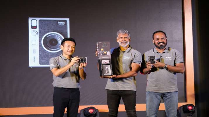 Fujifilm launches Instax Mini Evo at Rs. 22,999